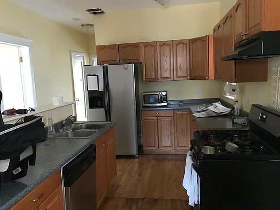 5th image of 4952 N Damen Ave #2