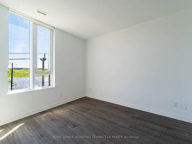 3100 Keele St #423 — Photo 8
