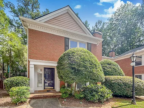 7500 Roswell Rd #11 Photo 1