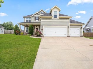 1201 Chancery Ln, Cave Springs, AR 72718