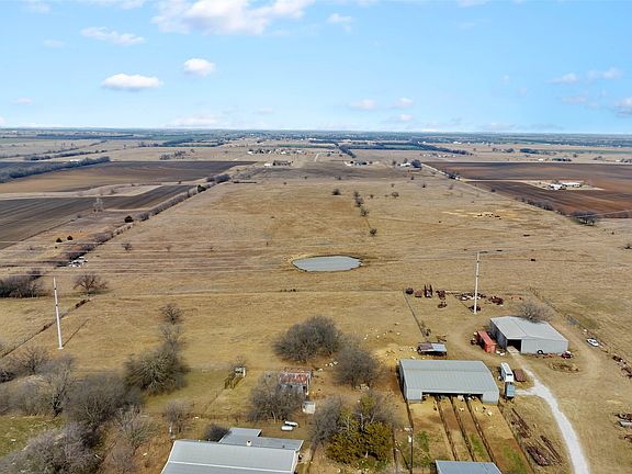 4th image of 770 County Road 348