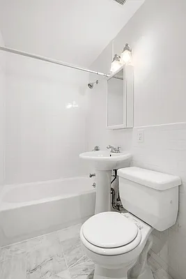Rented by Cooper & Cooper Real Estate | media 5