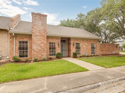 800 Dogwood Ln, Bryan, TX, 77802