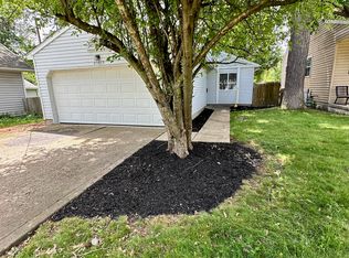 23815 Knickerbocker Rd, Bay Village, OH 44140