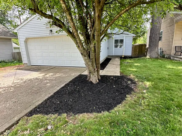 23815 Knickerbocker Rd, Bay Village, OH 44140