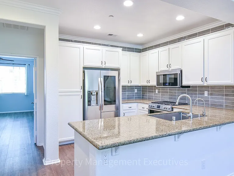 10160 Star Magnolia Ln — Photo 7