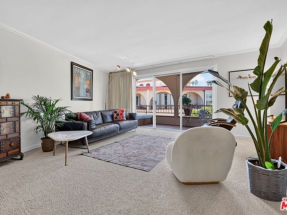3rd image of 2045 4th St Unit 301B