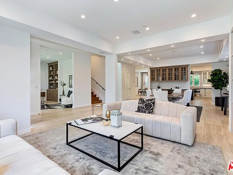 9767 Monte Mar Dr — Photo 5