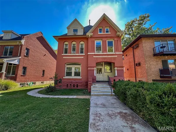 4232 W Pine Blvd, Saint Louis, MO 63108
