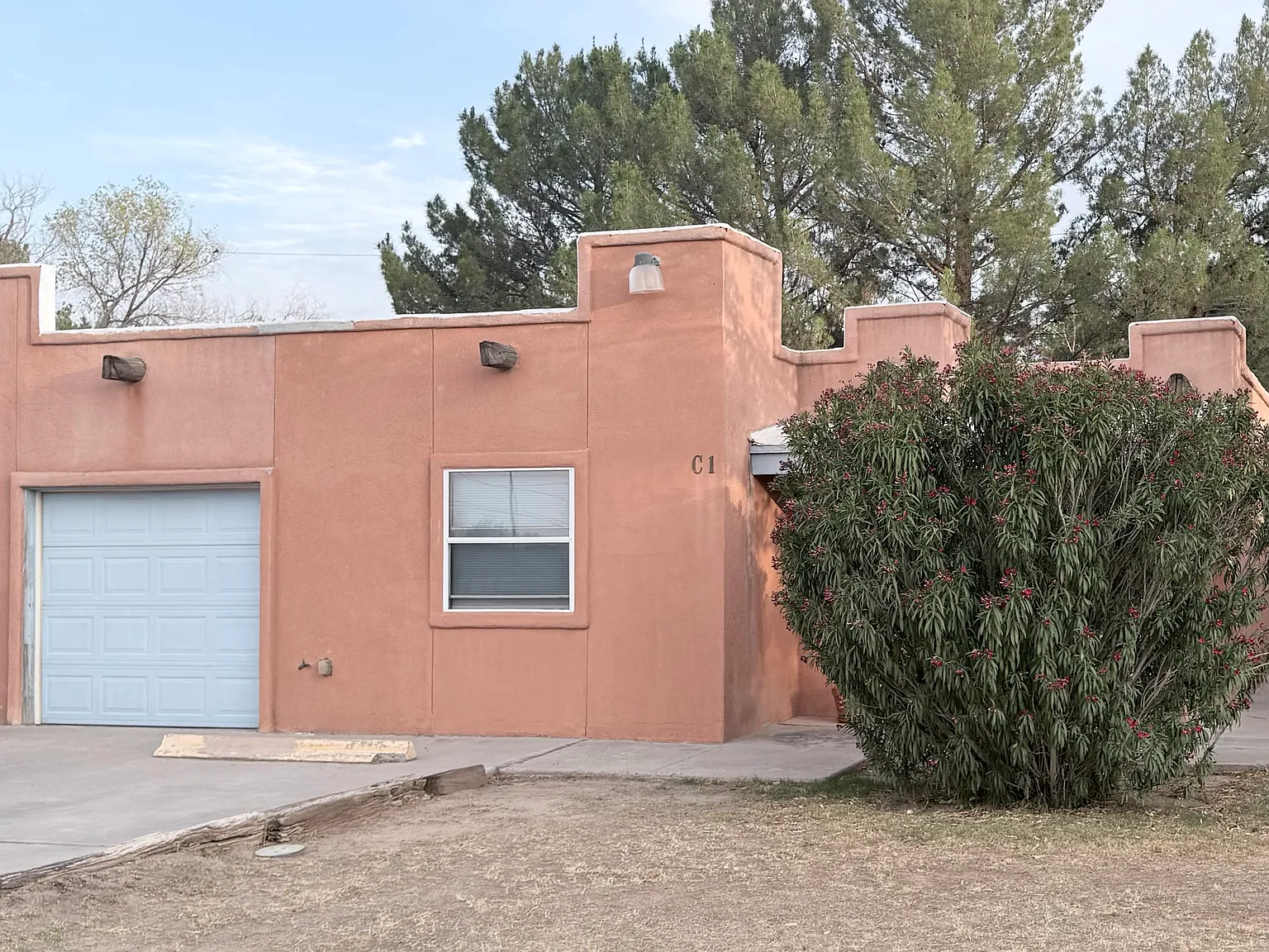 Rosedale St, El Paso — Photo 2
