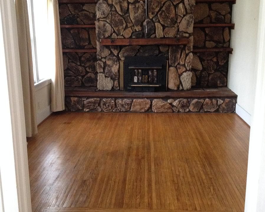 1st image of 1334 E Samuel Ave