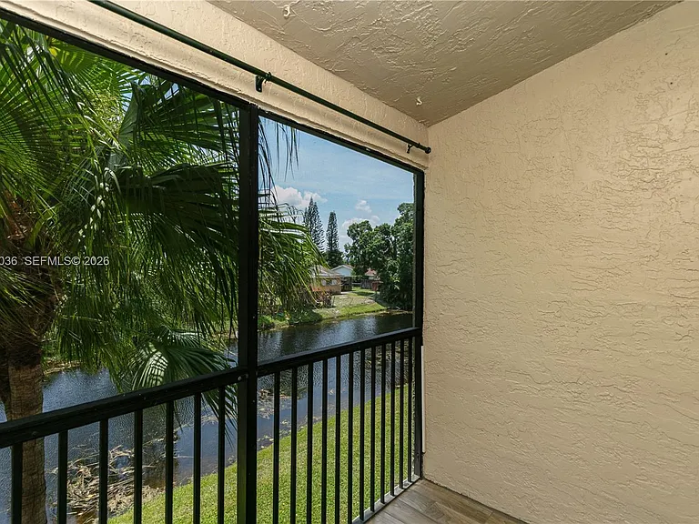 717 Gardens Dr #201 — Photo 29