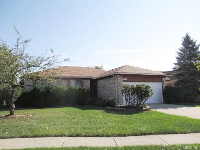 1st image of 1820 Langford Dr