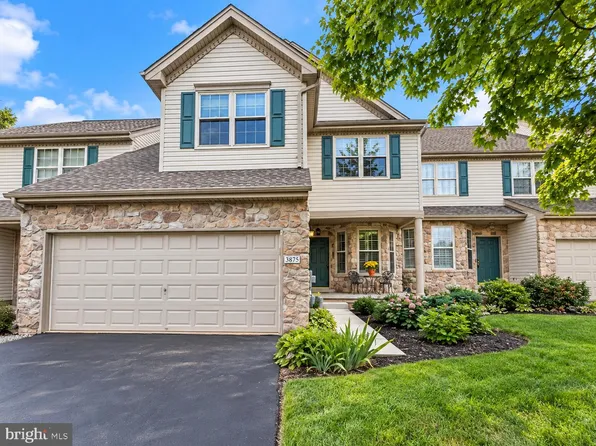 3875 Nanlyn Farm Cir, Doylestown, PA 18902