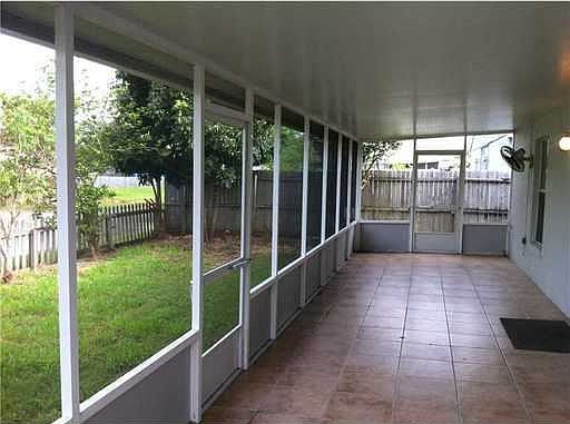 2nd image of 2234 Hannah Ln