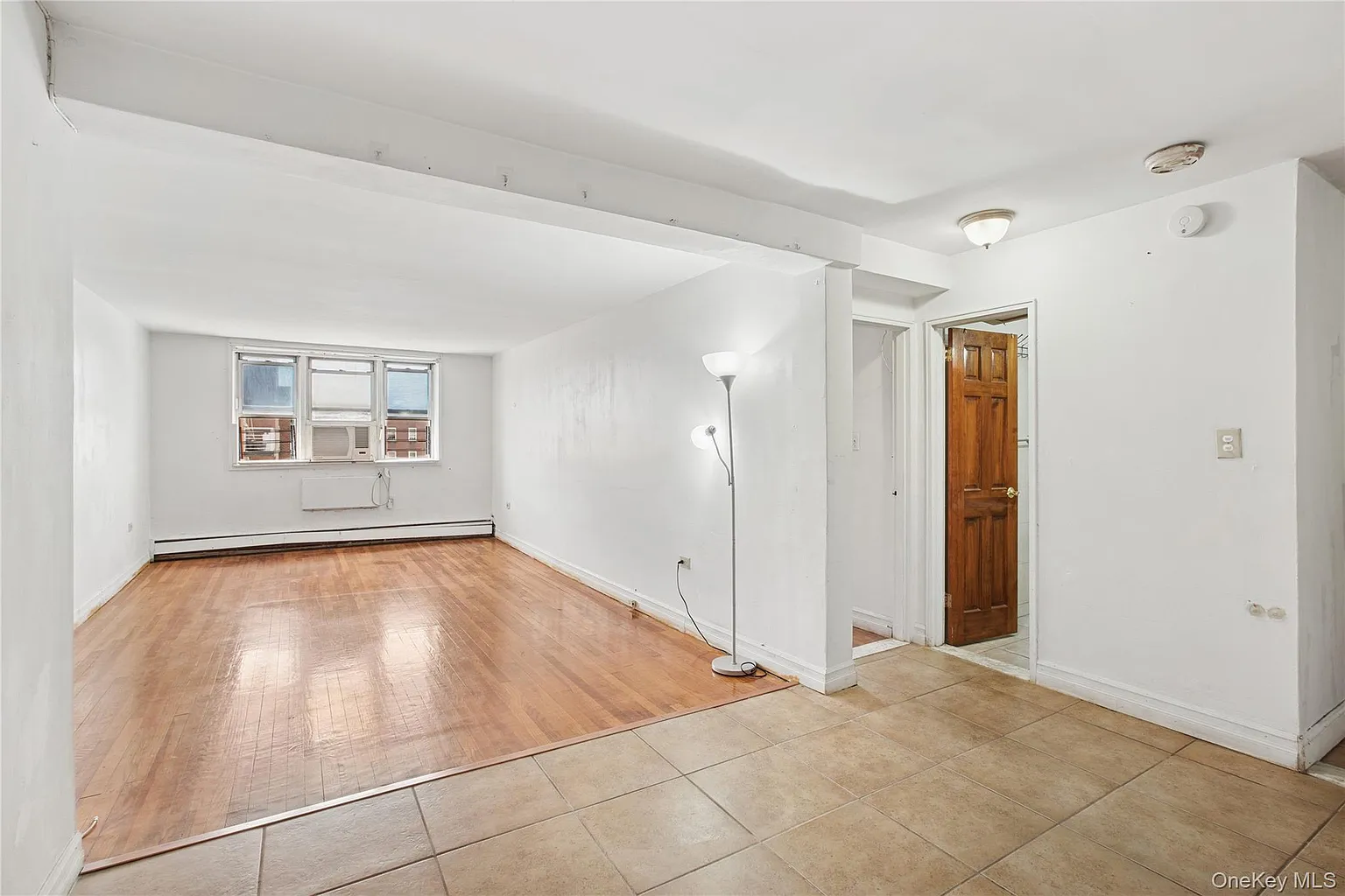 3420 Parsons Blvd APT 6B photo 1