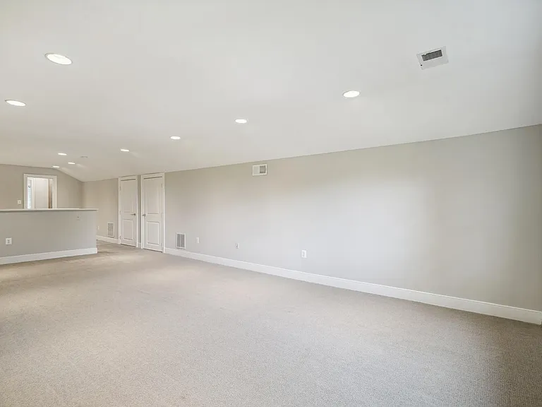 1530 Forest Villa Ln — Photo 33