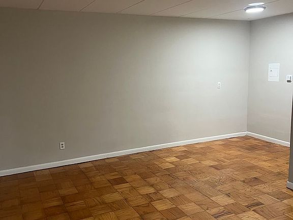2nd image of 4101 Saint Georges Ave #4212-11