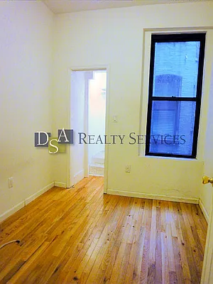 Rented by DSA Realty | media 26