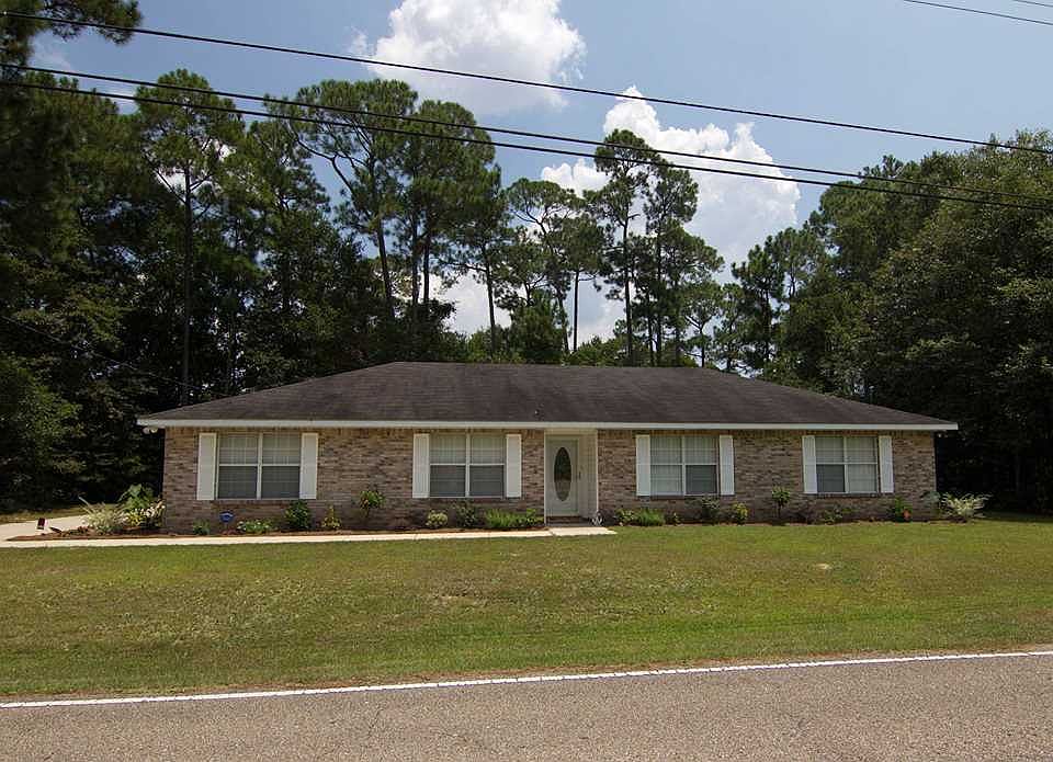 1st image of 1906 Dolphin Dr