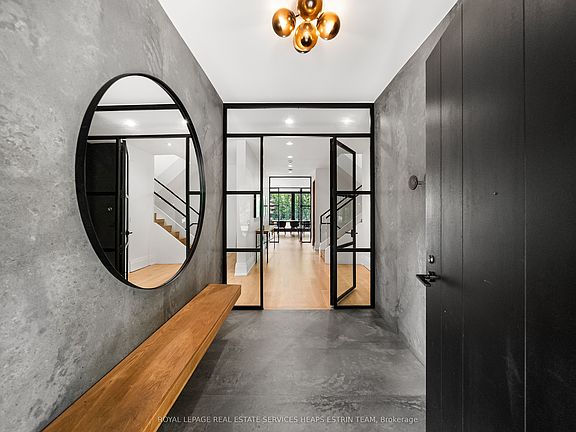 3rd image of 20 Whitney Ave