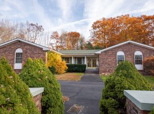 19 Jackson Dr, Veazie, ME 04401