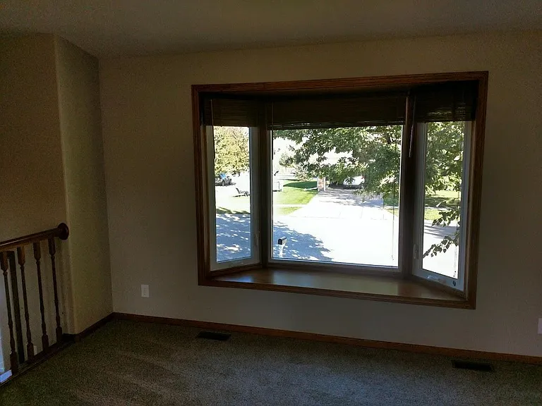 Living Rm view facing East towards street