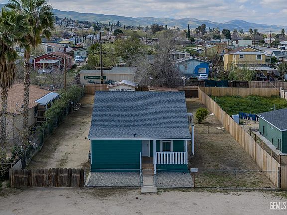 4th image of 215 Naylor Ave