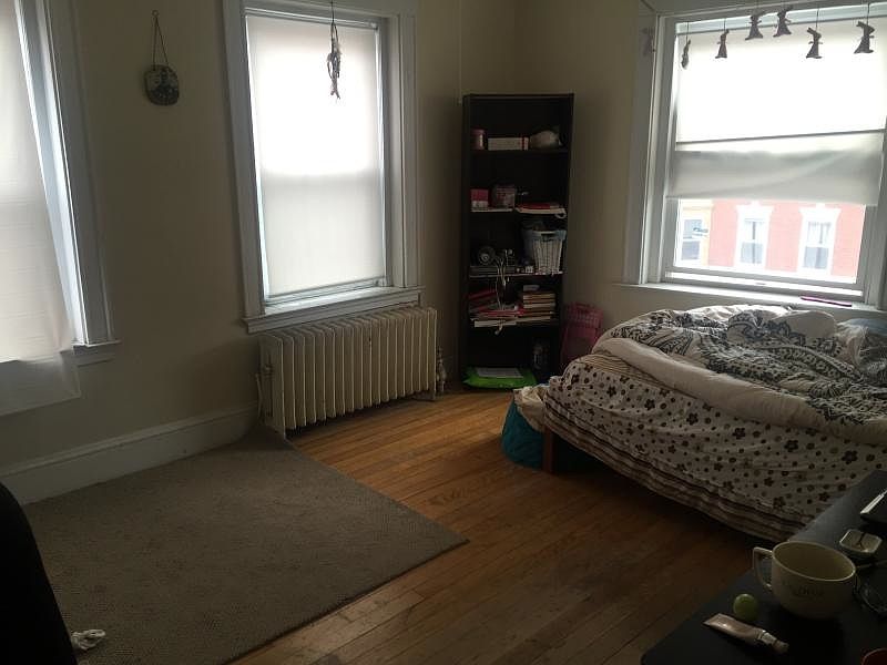 2nd image of 218 South St APT 8A