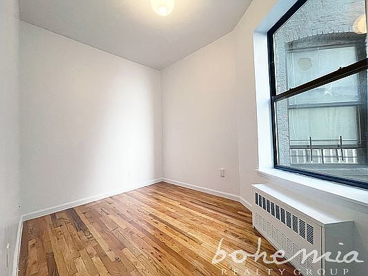 5th image of 141 W 113th St APT 4A