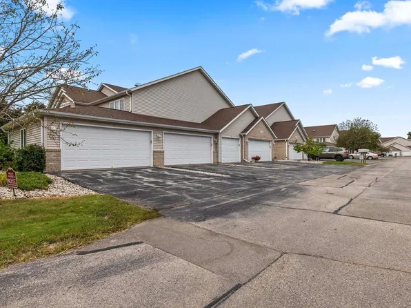 921 Prestwick #1, Waterford, WI 53185