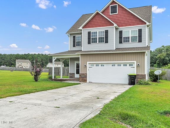 3rd image of 205 Crockett Ridge Court E