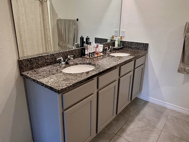 511 Noble Ave — Photo 16