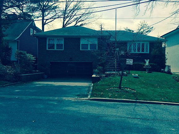 2nd image of 1032 Totten St