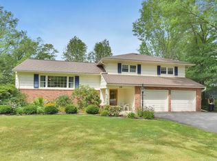 48 Ramapo Rd, Hewitt, NJ 07421