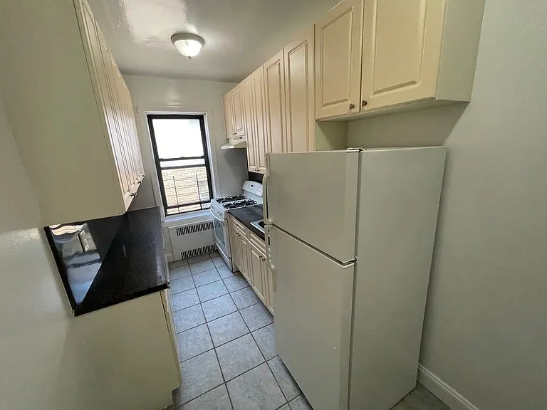 36-19 167th St #6K — Photo 4