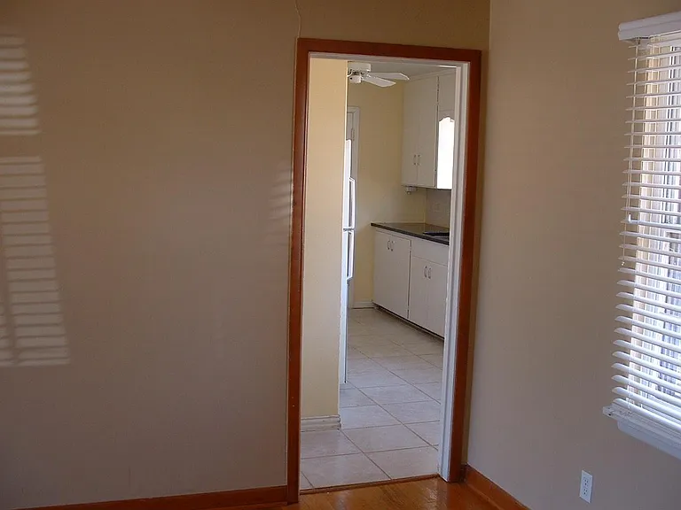1209 Windsor Way — Photo 7