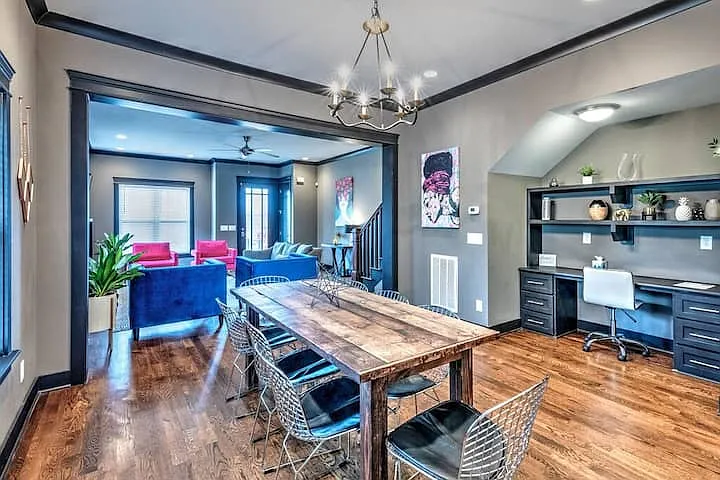 4 bed, 4.5 bath, 2995 sqft, $5,900 — Photo 4