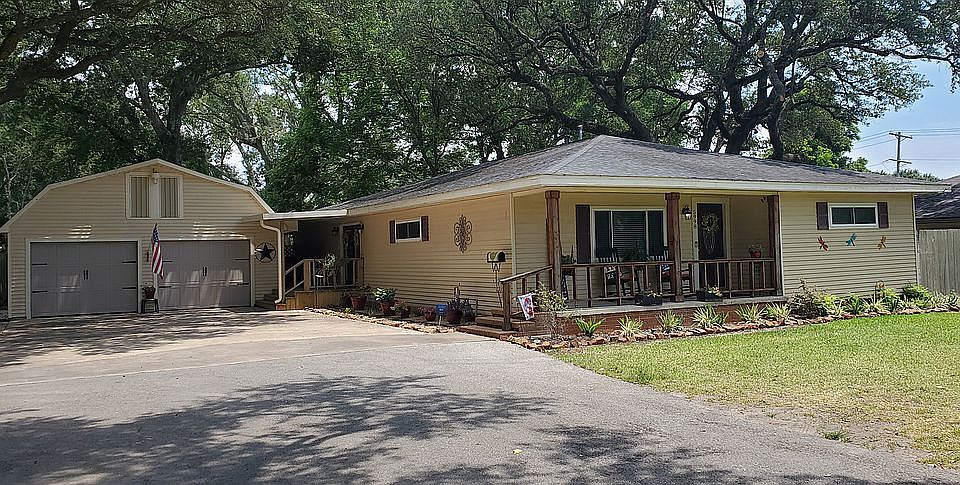 2nd image of 5998 Monroe Blvd