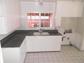 3rd image of 1512 S School St