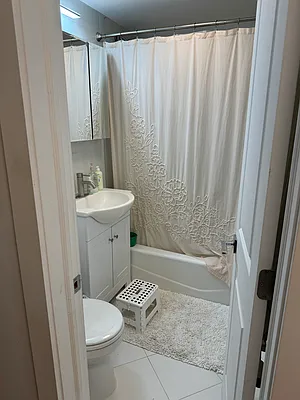 Rented by Joe Gotham LTD | media 7