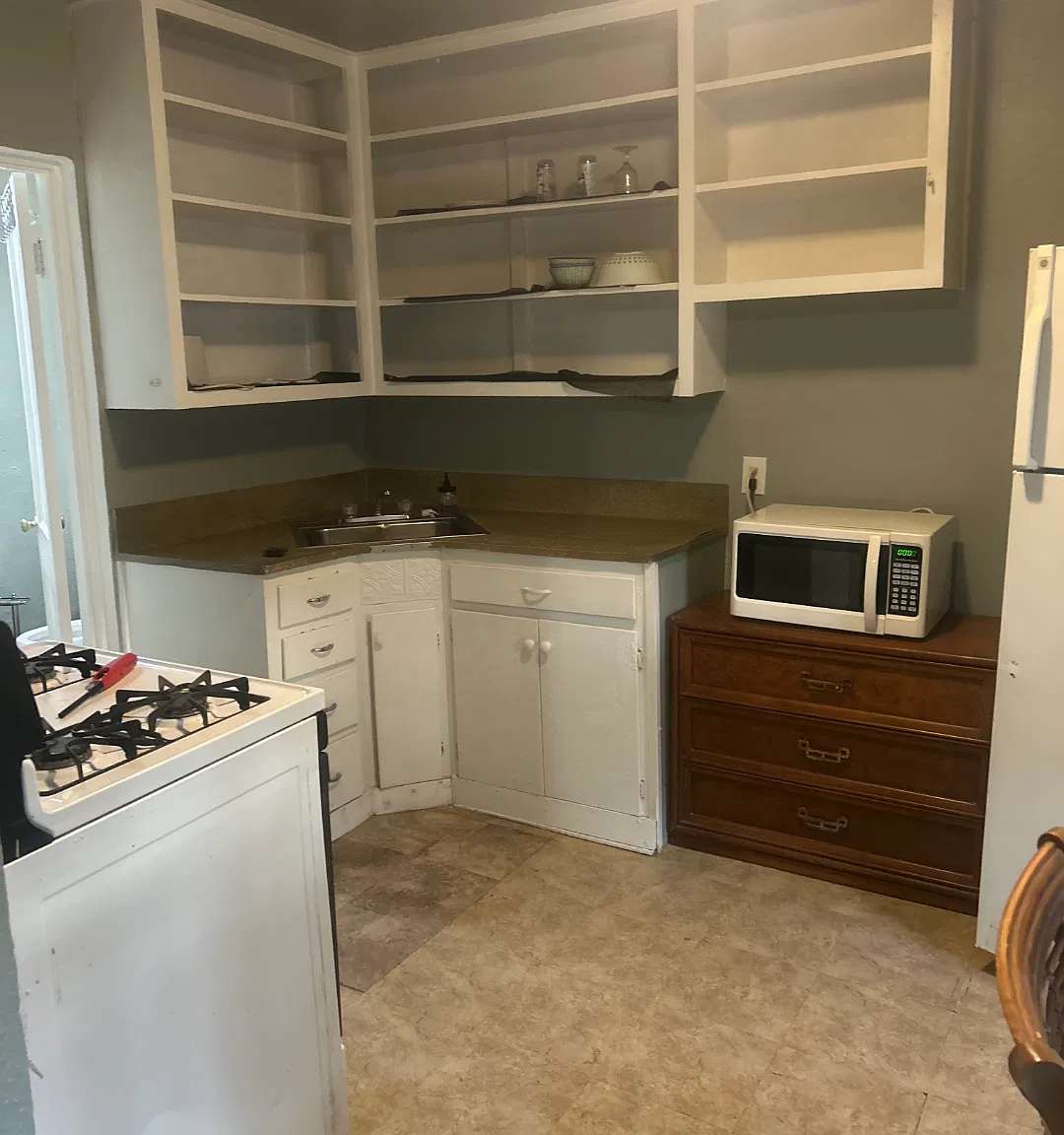 709 W Frantz Ave — Photo 3