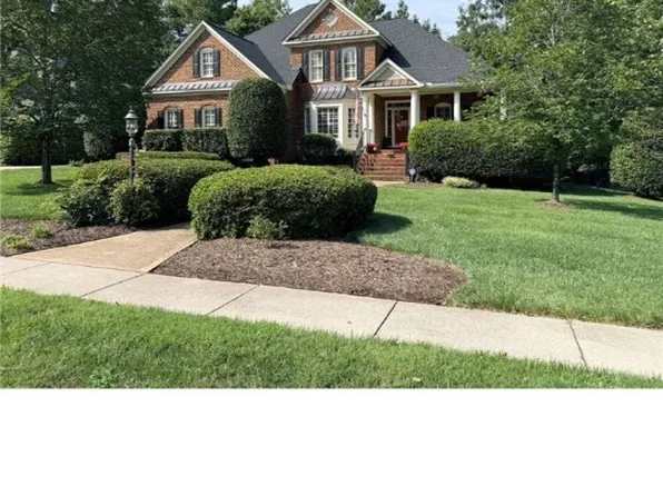 15706 Fox Marsh Dr, Moseley, VA 23120