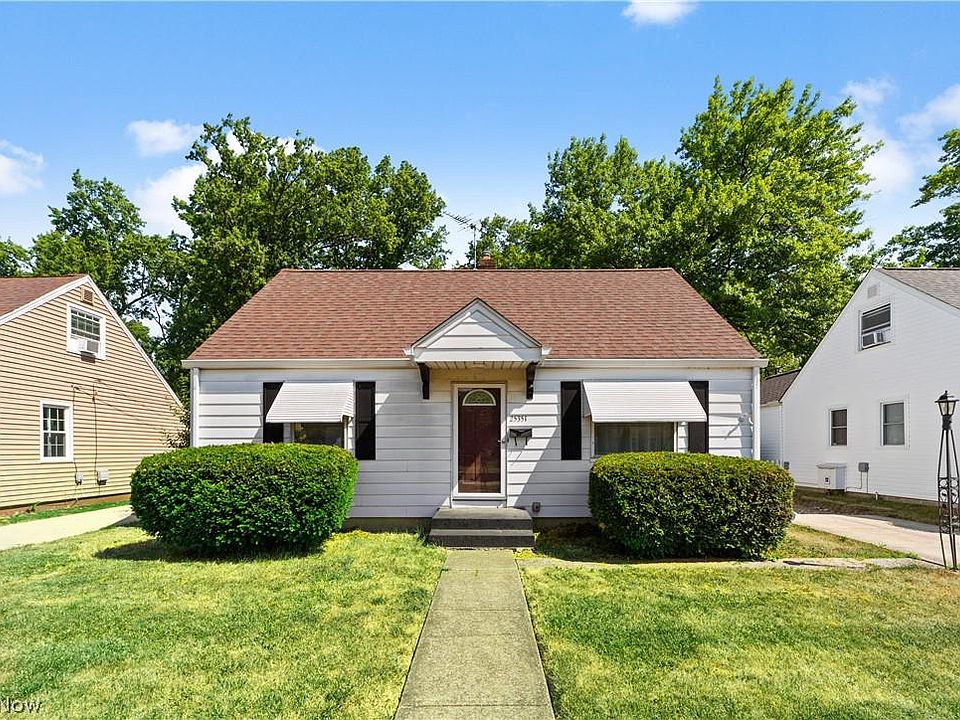 1st image of 25351 Richards Ave