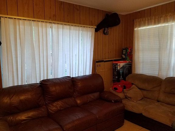 3rd image of 3111 NW 4th Ave APT 1-111