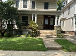 717 S Douglas Ave, Springfield, IL 62704