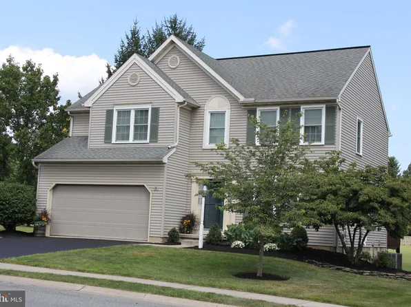 702 Farnum Rd, Lititz, PA 17543