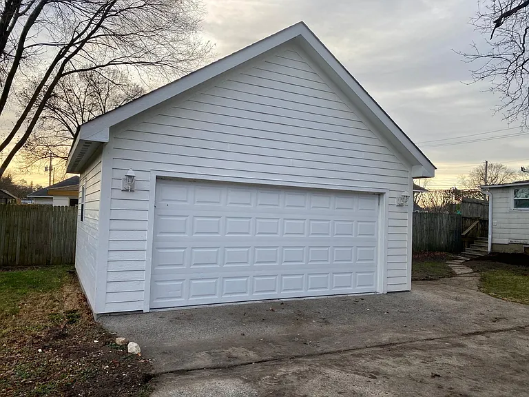 291 S McHenry Ave — Photo 20
