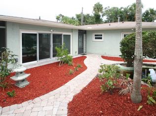 385 Cedar Ave, Cocoa Beach, FL 32931