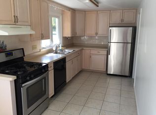 147 Fairfield Dr, Rochester, NY 14620